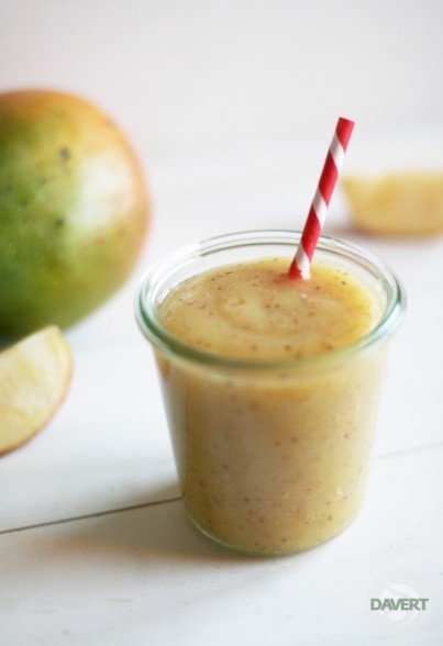 Chia-Smoothie mit Mango & Apfel